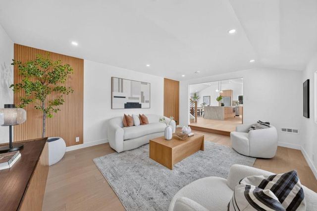 2922 Cabrillo Avenue, Santa Clara, CA 95051