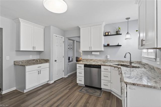 2521 Alleghany LOOP, Virginia Beach, VA 23456