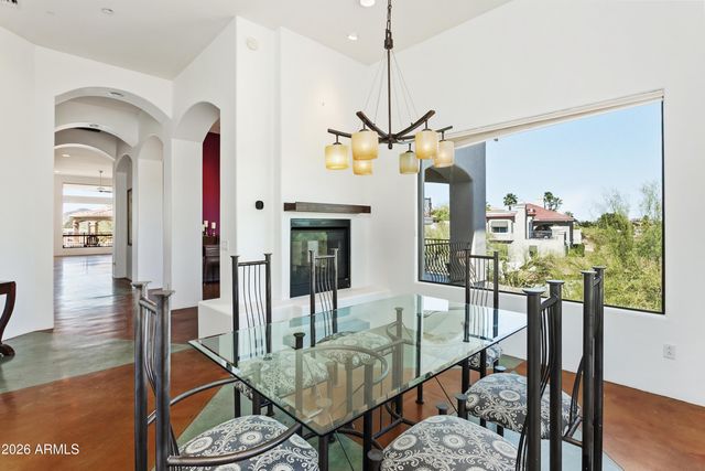 15442 N 11TH Street, Phoenix, AZ 85022
