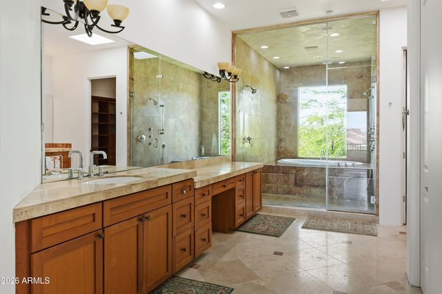 15442 N 11TH Street, Phoenix, AZ 85022
