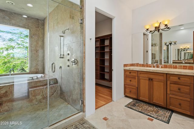 15442 N 11TH Street, Phoenix, AZ 85022