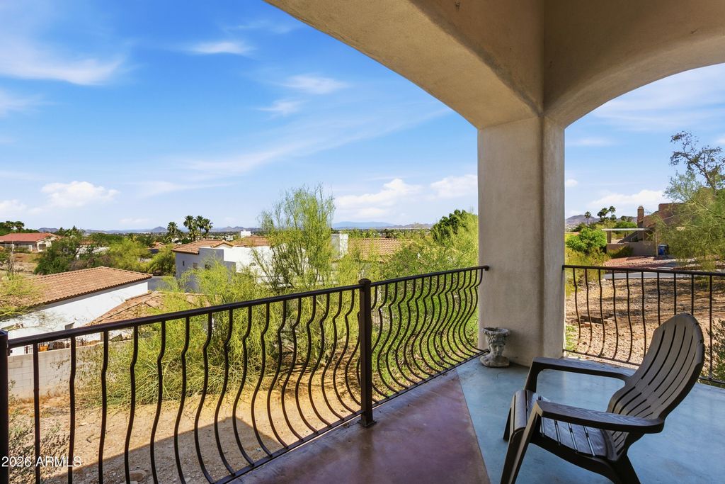 Image 25 of property listing at 15442 N 11TH Street, Phoenix, AZ 85022