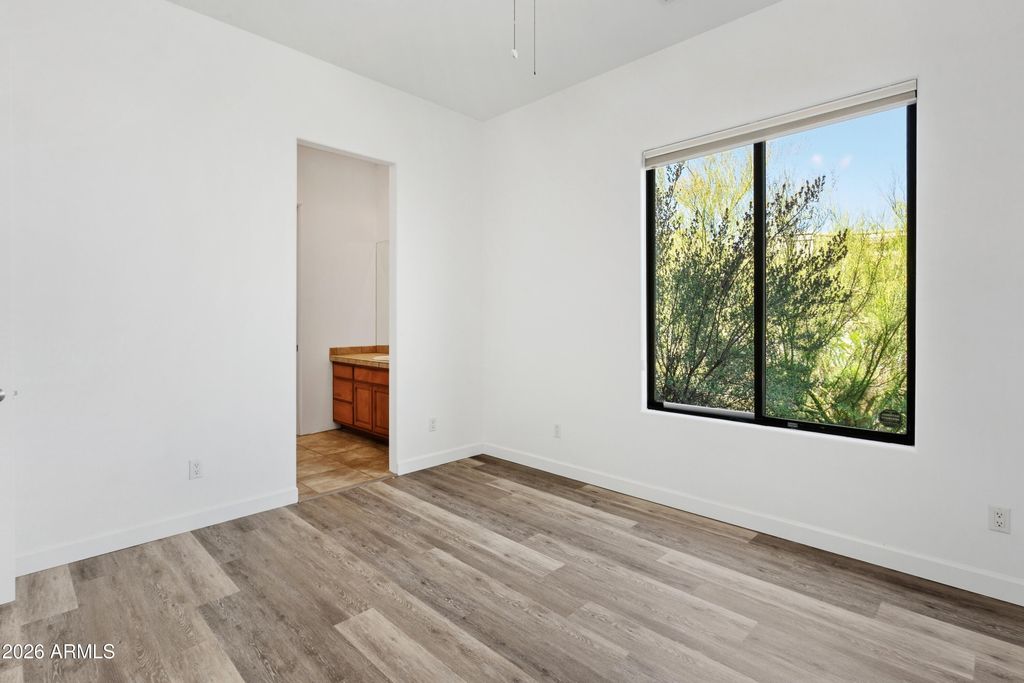 Image 35 of property listing at 15442 N 11TH Street, Phoenix, AZ 85022