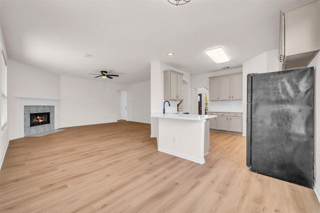 15603 Mustang Island Drive, Sugar Land, TX 77498