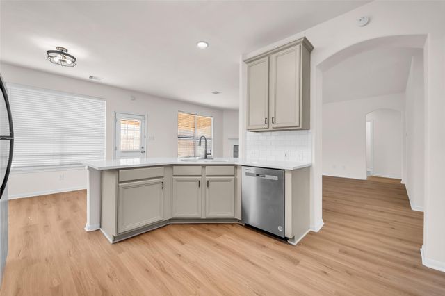 15603 Mustang Island Drive, Sugar Land, TX 77498