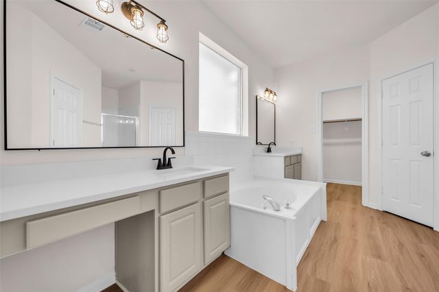 15603 Mustang Island Drive, Sugar Land, TX 77498