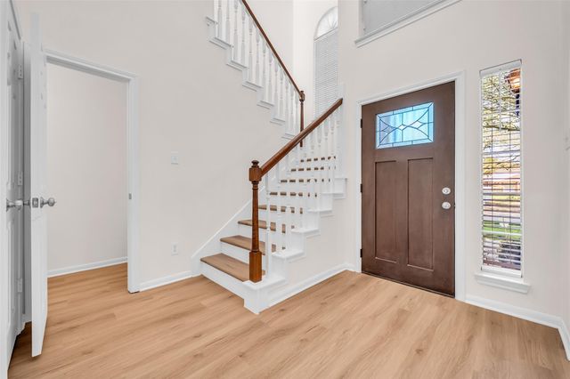 15603 Mustang Island Drive, Sugar Land, TX 77498