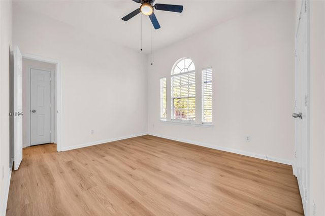 15603 Mustang Island Drive, Sugar Land, TX 77498