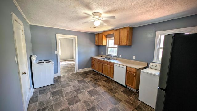 34 Webb Avenue, Sumter, SC 29150