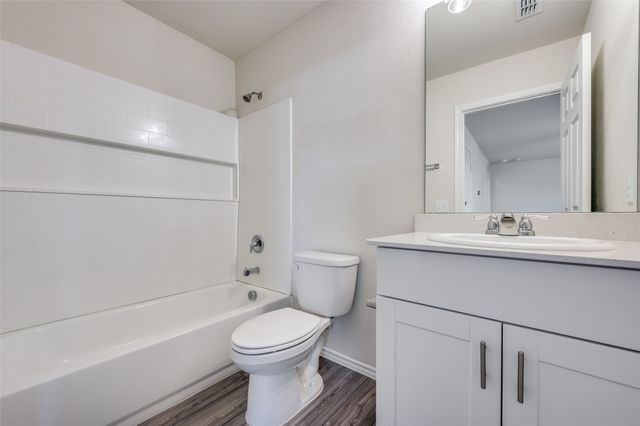 14004 Haggerston Drive, Pilot Point, TX 76258