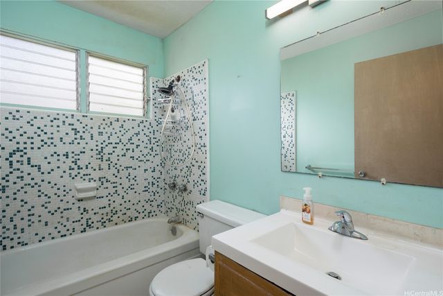 45-267 Pahikaua Street, Kaneohe, HI 96744