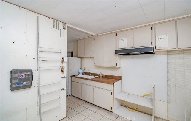 4427 W 166th, Lawndale, CA 90260
