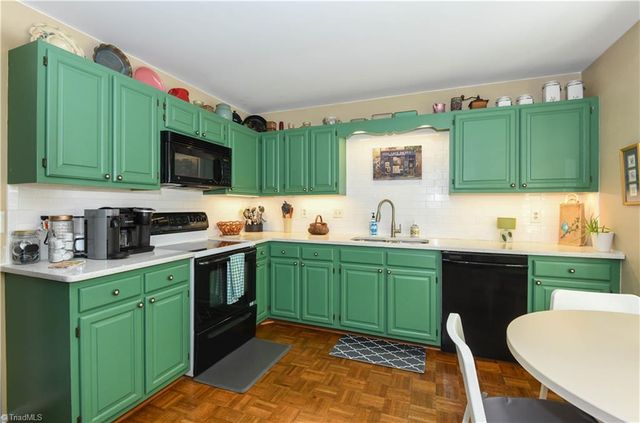 1717 Ternberry Road, High Point, NC 27262