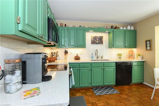 1717 Ternberry Road, High Point, NC 27262