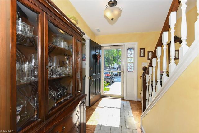1717 Ternberry Road, High Point, NC 27262