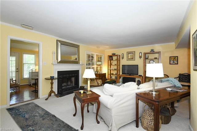 1717 Ternberry Road, High Point, NC 27262