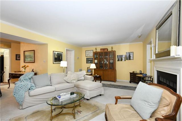1717 Ternberry Road, High Point, NC 27262