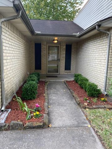 18927 Droitwich Drive, Humble, TX 77346