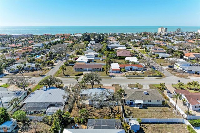 817 HARBOR DRIVE S, Venice, FL 34285