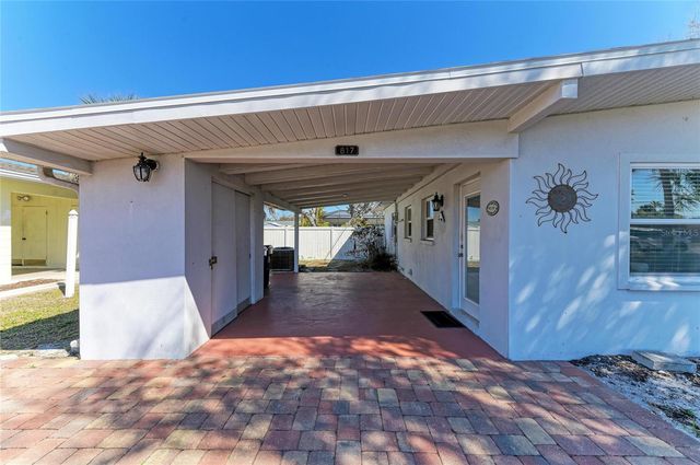 817 HARBOR DRIVE S, Venice, FL 34285