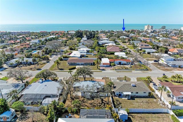 817 HARBOR DRIVE S, Venice, FL 34285
