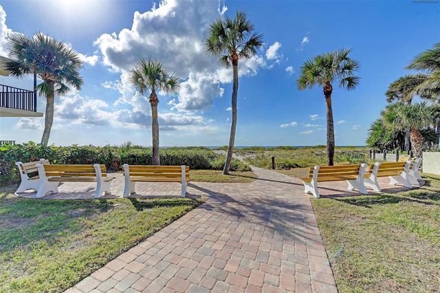 817 HARBOR DRIVE S, Venice, FL 34285