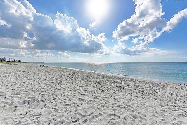 817 HARBOR DRIVE S, Venice, FL 34285