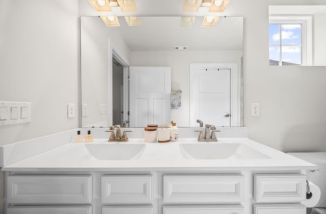 768 Cottage Dr, Columbia, TN 38401