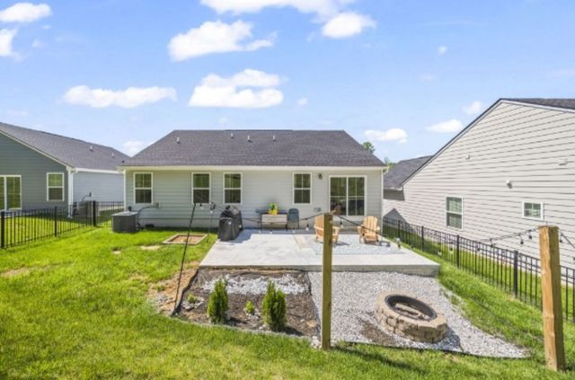 768 Cottage Dr, Columbia, TN 38401