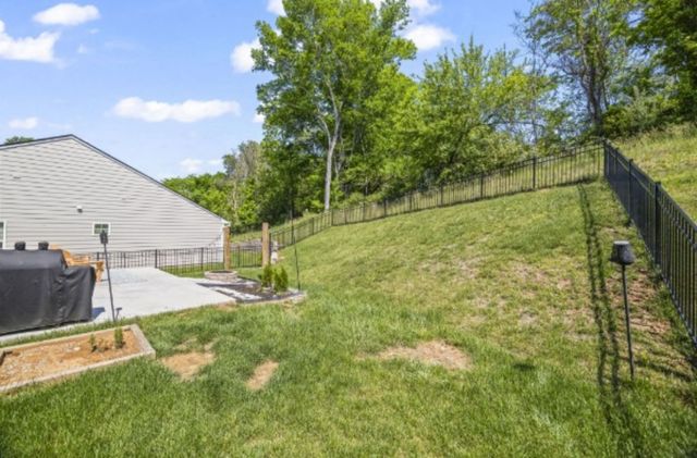 768 Cottage Dr, Columbia, TN 38401