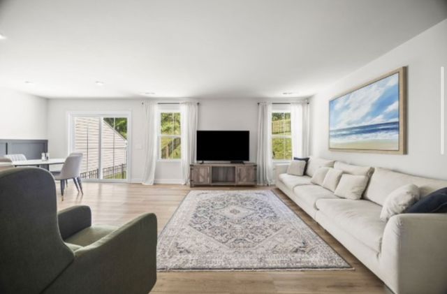 768 Cottage Dr, Columbia, TN 38401