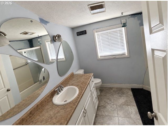 1237 LOTTIE Ln, Salem, OR 97304