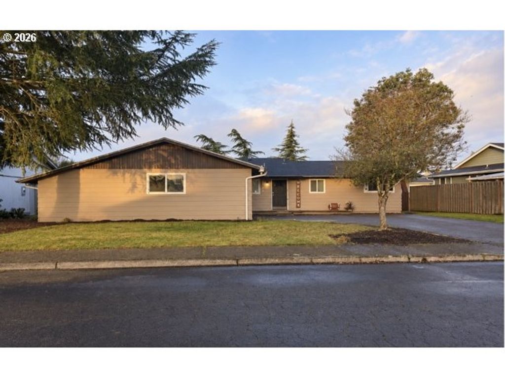 1237 LOTTIE Ln, Salem, OR 97304