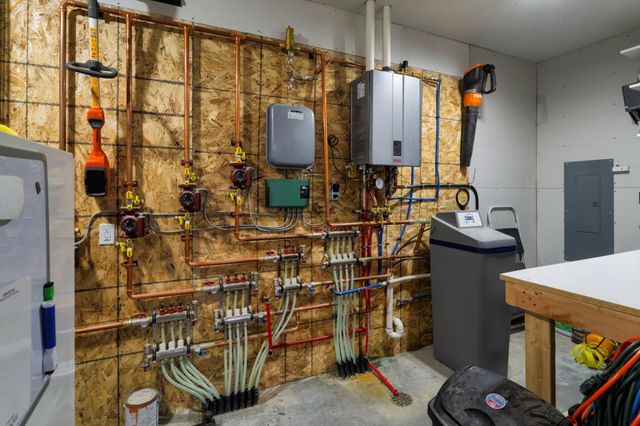 439 Maple Drive NW, Kelliher, MN 56650