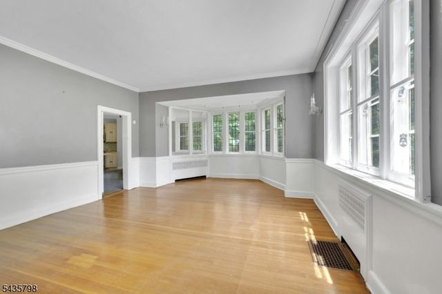 475 Berkeley Ave, South Orange Village Twp., NJ 07079