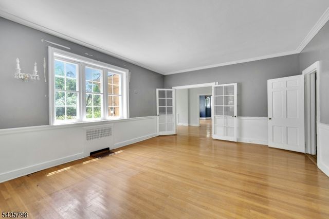 475 Berkeley Ave, South Orange Village Twp., NJ 07079