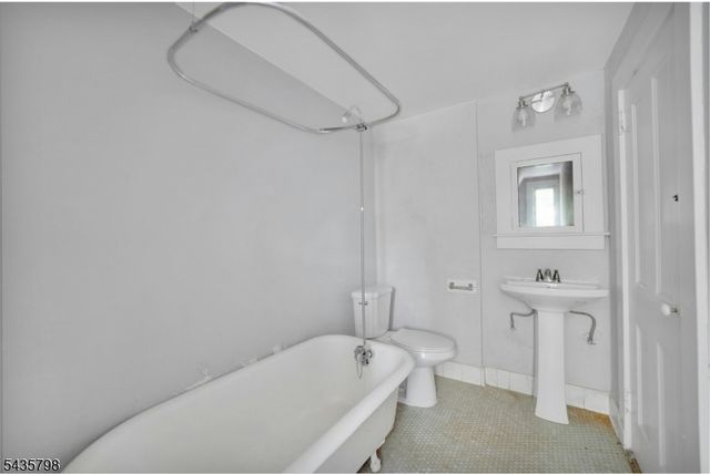 475 Berkeley Ave, South Orange Village Twp., NJ 07079