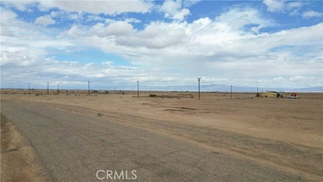 1606 Palm Air Court, Thermal, CA 92274