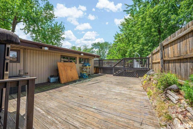 4145 N HAWTHORNE Place, Peoria, IL 61614