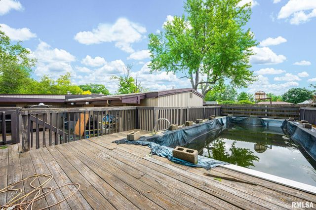 4145 N HAWTHORNE Place, Peoria, IL 61614