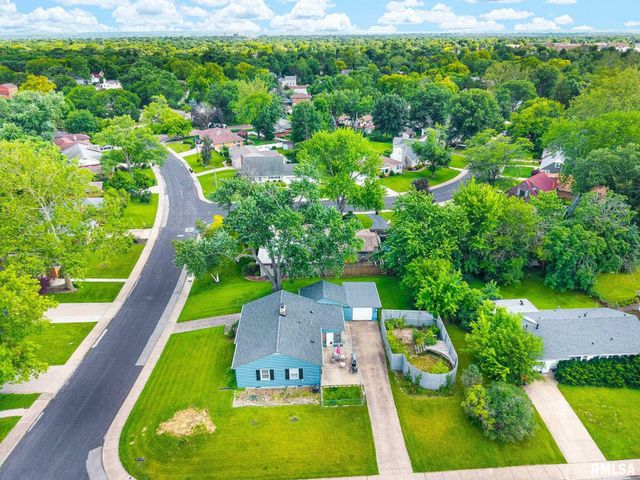 4145 N HAWTHORNE Place, Peoria, IL 61614