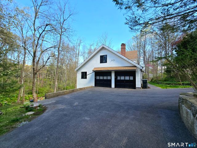 299 Redding Road, Redding, CT 06896