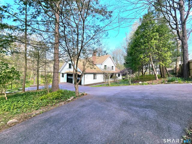 299 Redding Road, Redding, CT 06896
