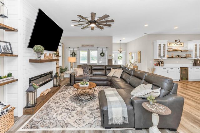 171 RIVER OAKS DRIVE, Osteen, FL 32764