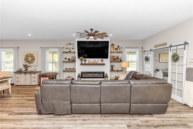 171 RIVER OAKS DRIVE, Osteen, FL 32764