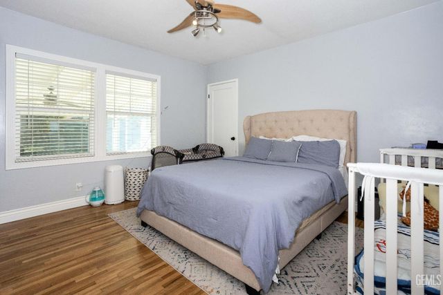 22 Real Road, Bakersfield, CA 93309