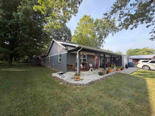 525 Circle Drive, Fairmount, IN 46928