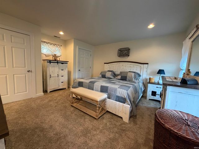 525 Circle Drive, Fairmount, IN 46928