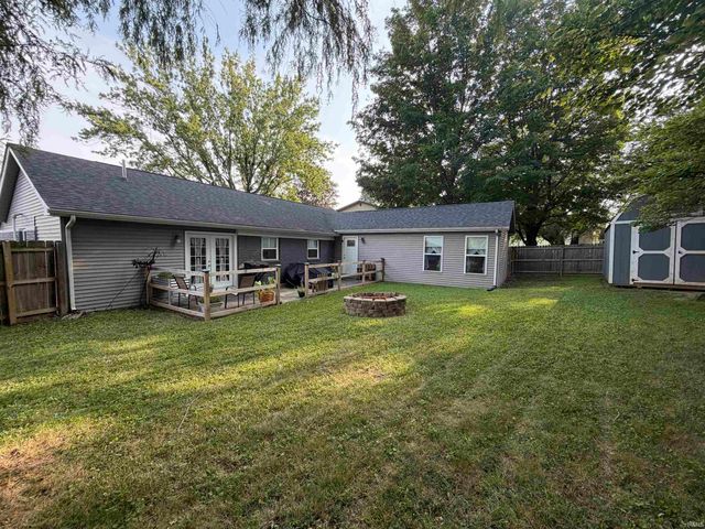525 Circle Drive, Fairmount, IN 46928