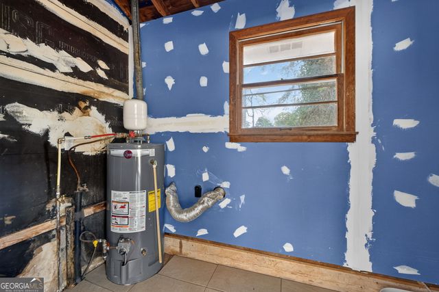 3825 Highway 81 W, Hampton, GA 30228